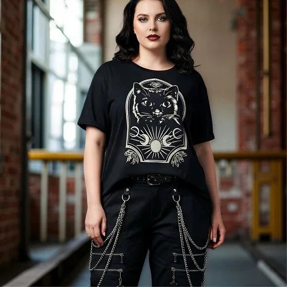 TORRID Nightfall Oversized Mystical Cat Head Graphic Tee NWT Size 2X - Picture 4 of 15